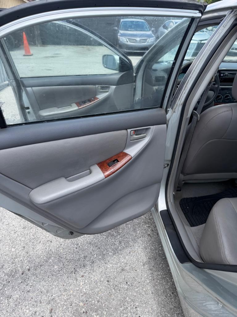 2004 Toyota Corolla S - Photo 15