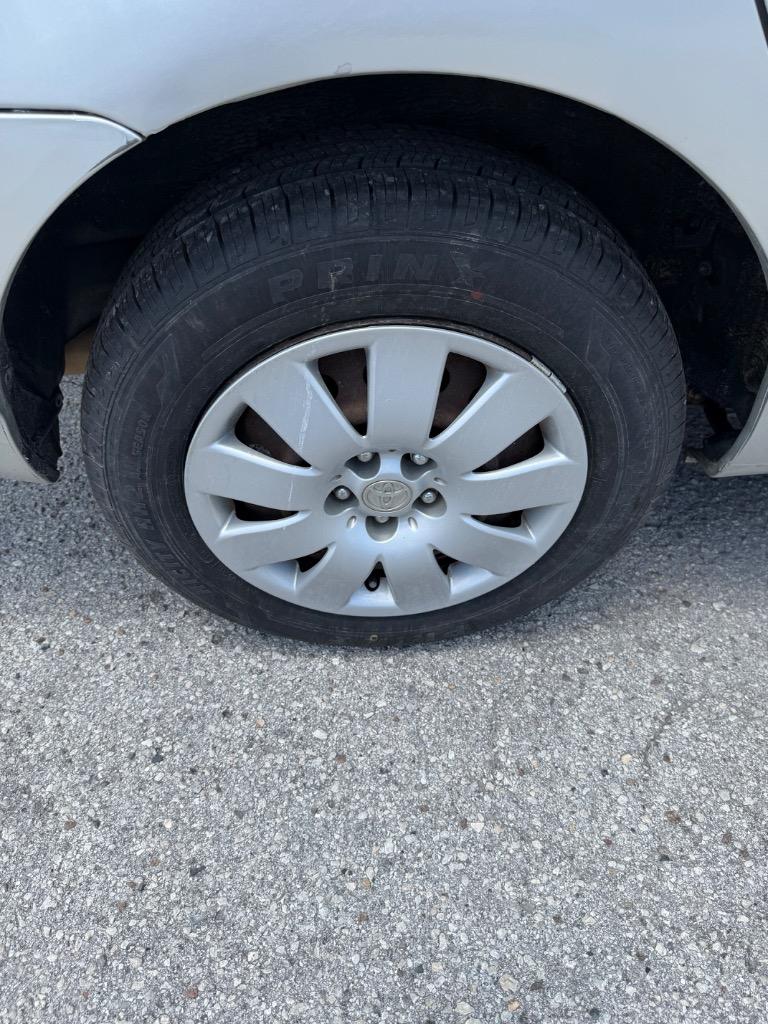 2004 Toyota Corolla S - Photo 11
