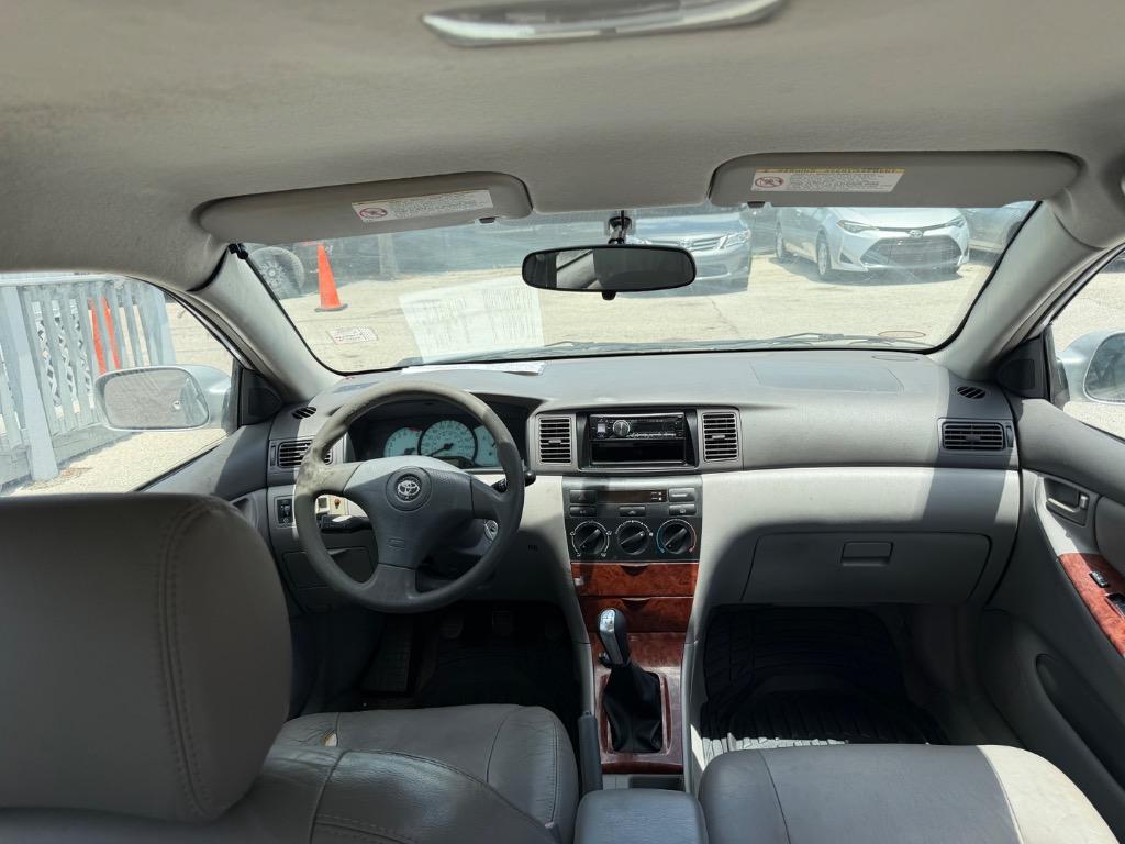 2004 Toyota Corolla S - Photo 23