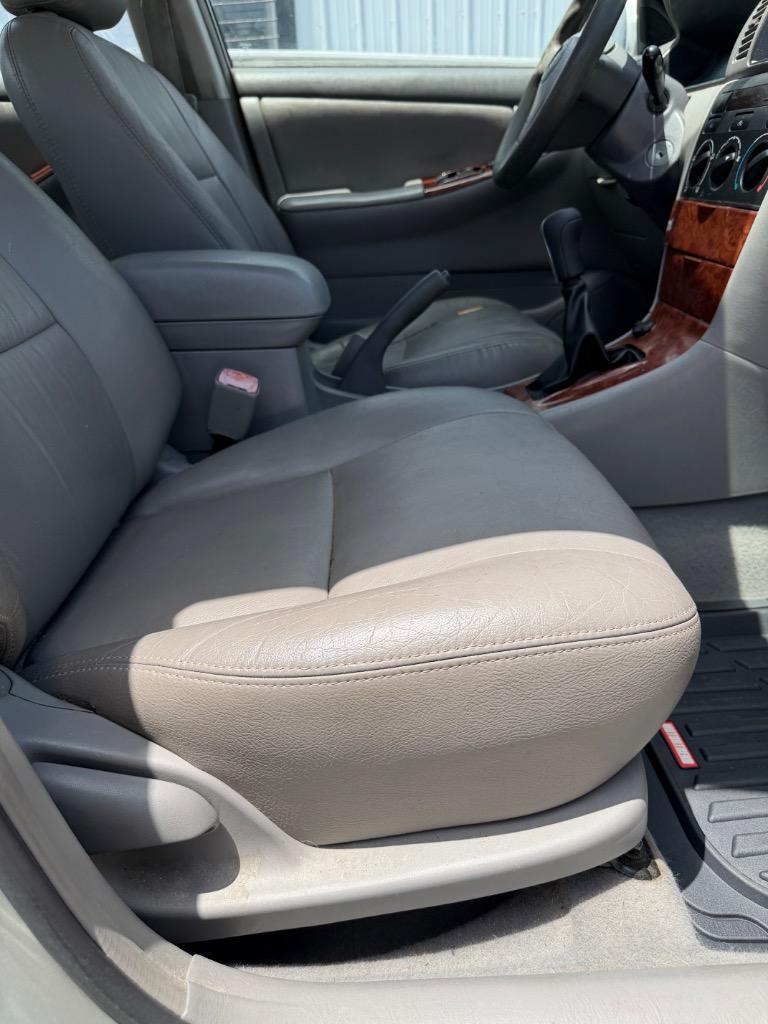 2004 Toyota Corolla S - Photo 20