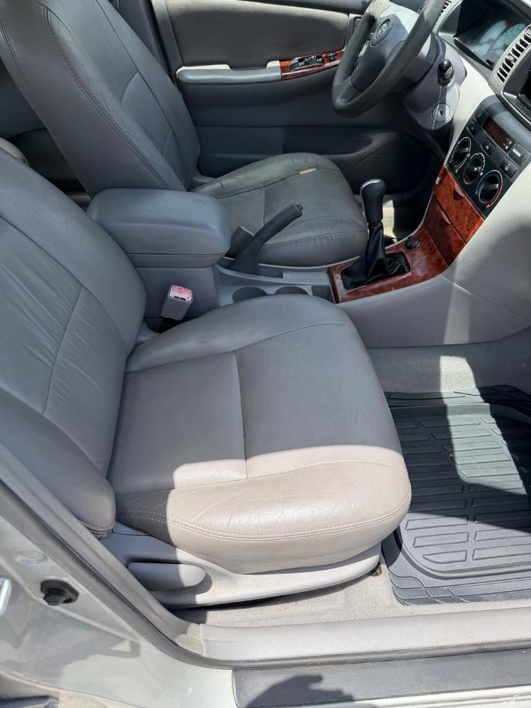 2004 Toyota Corolla S - Photo 19