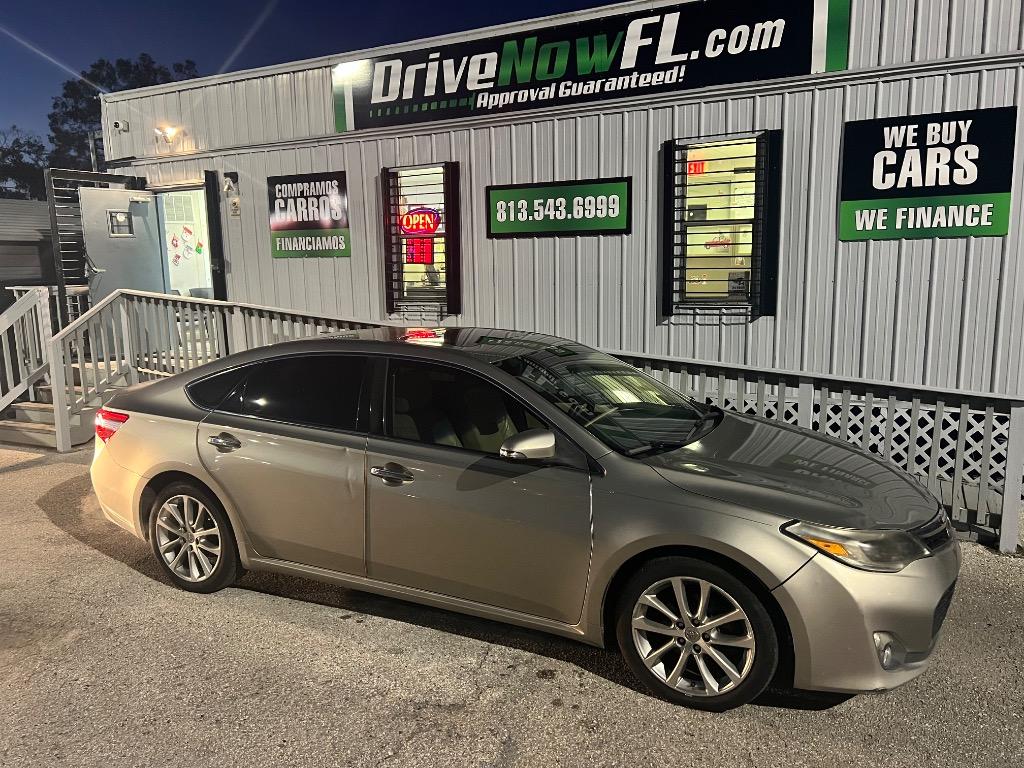 2014 Toyota Avalon XLE Touring's photo