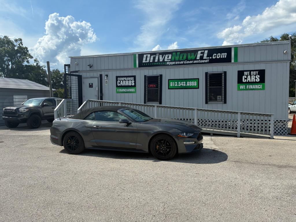 2019 Ford Mustang EcoBoost Convertible's photo